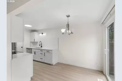 12817 SE Stark St, Portland, OR 97233 - Photo 11