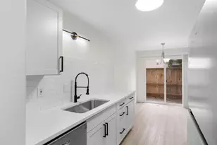 12817 SE Stark St, Portland, OR 97233 - Photo 7