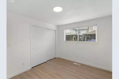 12817 SE Stark St, Portland, OR 97233 - Photo 29