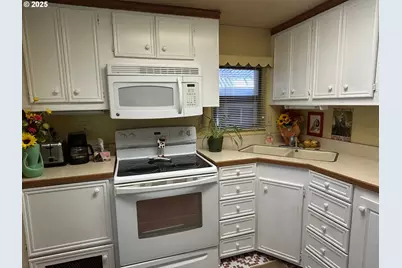 238 Horseshoe Bend, Florence, OR 97439 - Photo 21