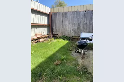 303 S Parkway Ave, Battle Ground, WA 98604 - Photo 25