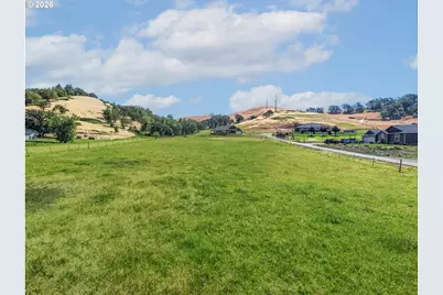 200 Hatfield Dr, Roseburg, OR 97470 - Photo 45