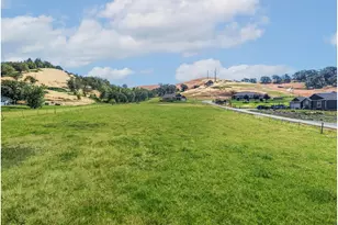 200 Hatfield Dr, Roseburg, OR 97470 - Photo 45