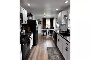 2136 Greenwood Ave, Reedsport, OR 97467 - Photo 9