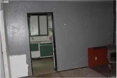 21620 Glaze Rd, Noti, OR 97461 - Photo 29