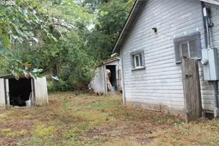 21620 Glaze Rd, Noti, OR 97461 - Photo 25