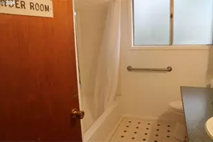 21620 Glaze Rd, Noti, OR 97461 - Photo 15