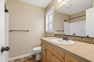 881 Limelight Ave NW, Salem, OR 97304 - Photo 19