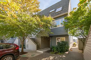 178 N Hayden Bay Dr, Portland, OR 97217 - Photo 3