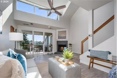 178 N Hayden Bay Dr, Portland, OR 97217 - Photo 9