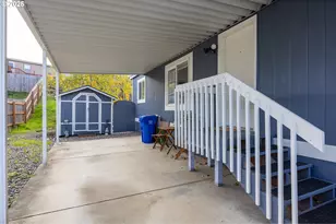 252 Wenaha Ln, Roseburg, OR 97471 - Photo 3