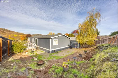 252 Wenaha Ln, Roseburg, OR 97471 - Photo 25