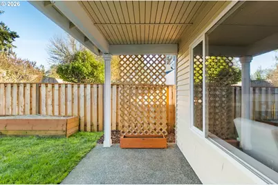 1328 NE Parkside Dr, Hillsboro, OR 97124 - Photo 27