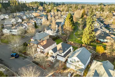1328 NE Parkside Dr, Hillsboro, OR 97124 - Photo 33