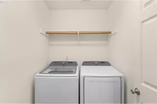 1328 NE Parkside Dr, Hillsboro, OR 97124 - Photo 25