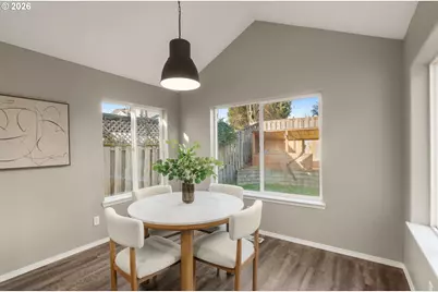 1328 NE Parkside Dr, Hillsboro, OR 97124 - Photo 11