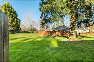 1328 NE Parkside Dr, Hillsboro, OR 97124 - Photo 29