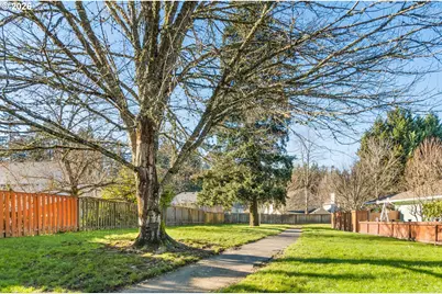 1328 NE Parkside Dr, Hillsboro, OR 97124 - Photo 31