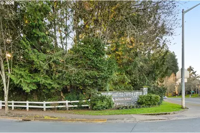 1328 NE Parkside Dr, Hillsboro, OR 97124 - Photo 39