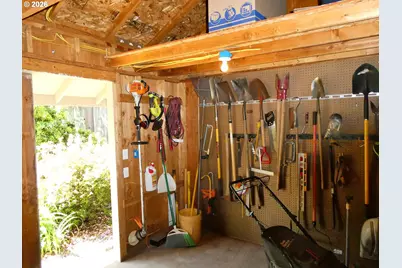 12014 NE 16th St, Vancouver, WA 98684 - Photo 27