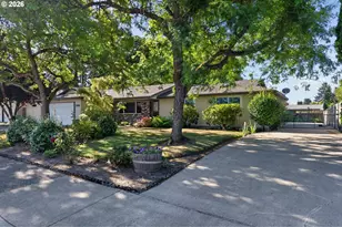 844 NE Baldwin Dr, Hillsboro, OR 97124 - Photo 5