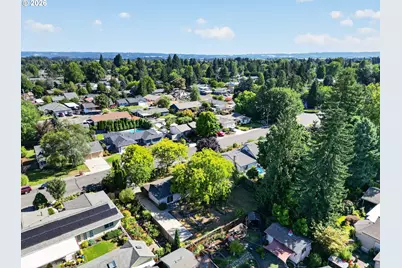 844 NE Baldwin Dr, Hillsboro, OR 97124 - Photo 37
