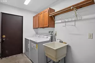 844 NE Baldwin Dr, Hillsboro, OR 97124 - Photo 25
