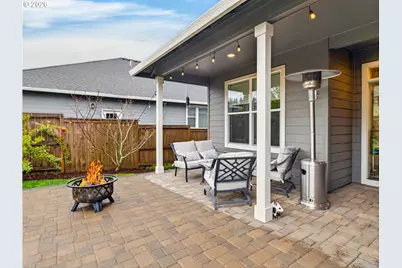 15261 Holcomb Blvd, Oregon City, OR 97045 - Photo 3