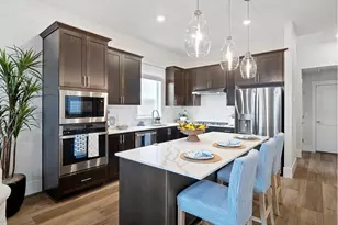 16878 SW Cairn Ln, King City, OR 97140 - Photo 9