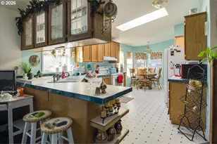 2380 SW Phlox Pond Dr, Redmond, OR 97756 - Photo 9