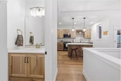 2135 37th Pl, Springfield, OR 97477 - Photo 13