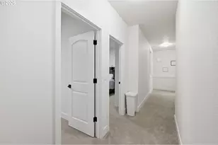 2135 37th Pl, Springfield, OR 97477 - Photo 17