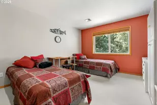 725 W Jewett Blvd, White Salmon, WA 98672 - Photo 41