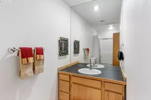 725 W Jewett Blvd, White Salmon, WA 98672 - Photo 37