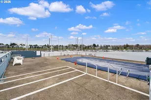 194 N Hayden Bay Dr, Portland, OR 97217 - Photo 45