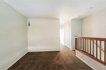 194 N Hayden Bay Dr, Portland, OR 97217 - Photo 21