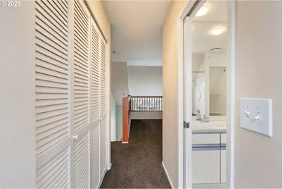 194 N Hayden Bay Dr, Portland, OR 97217 - Photo 23