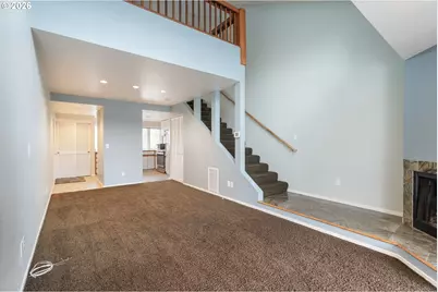 194 N Hayden Bay Dr, Portland, OR 97217 - Photo 9