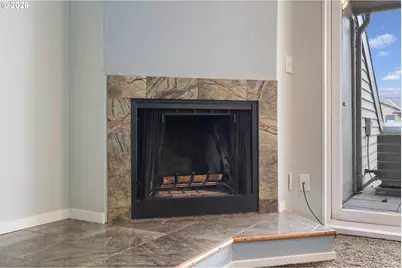 194 N Hayden Bay Dr, Portland, OR 97217 - Photo 11
