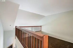 194 N Hayden Bay Dr, Portland, OR 97217 - Photo 21