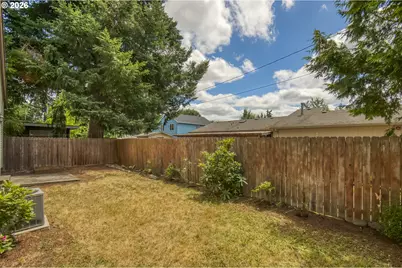 2132 SE 143rd Ave, Portland, OR 97233 - Photo 23