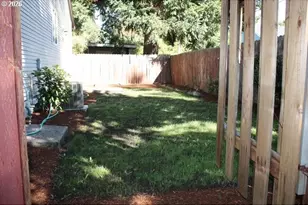 2132 SE 143rd Ave, Portland, OR 97233 - Photo 21
