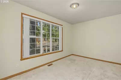 2132 SE 143rd Ave, Portland, OR 97233 - Photo 11