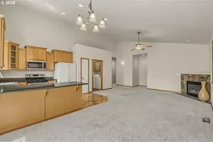 2132 SE 143rd Ave, Portland, OR 97233 - Photo 7