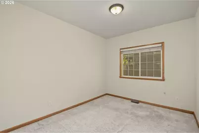 2132 SE 143rd Ave, Portland, OR 97233 - Photo 13