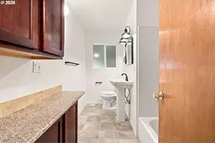 11395 SW 13th St, Beaverton, OR 97005 - Photo 15