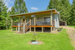 1552 Azalea Dr, Elkton, OR 97436 - Photo 31