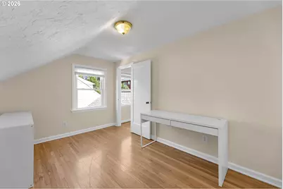 4518 NE Irving St, Portland, OR 97213 - Photo 29