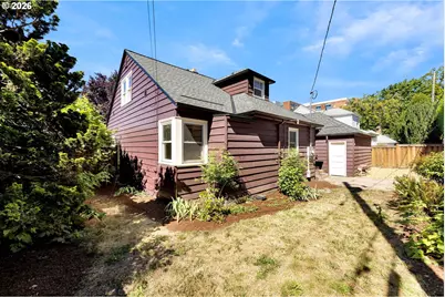 4518 NE Irving St, Portland, OR 97213 - Photo 43