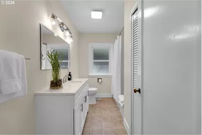 4518 NE Irving St, Portland, OR 97213 - Photo 21